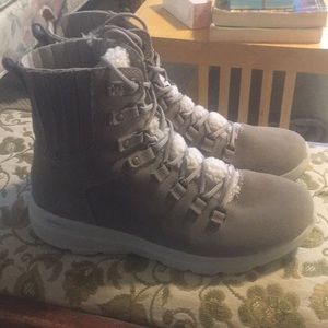 Skechers Ultra Go Boots